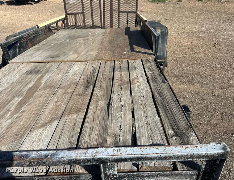 image for item EQ4609 1993 PJ utility trailer