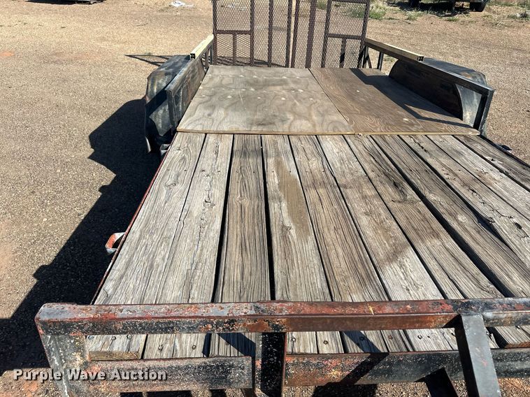 image for item EQ4609 1993 PJ utility trailer