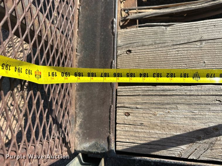 image for item EQ4609 1993 PJ utility trailer