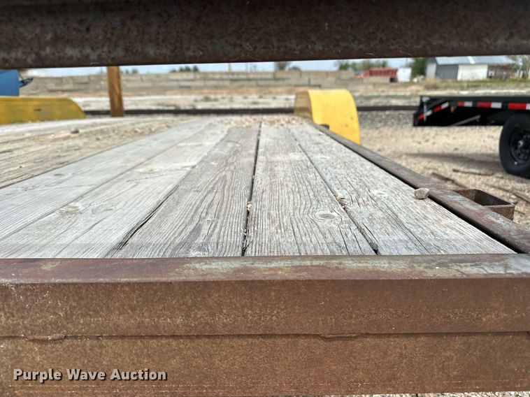 image for item EQ4719 1998 Neal utility trailer