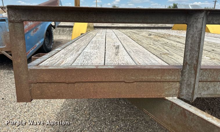 image for item EQ4719 1998 Neal utility trailer