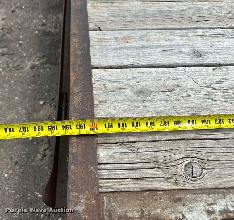 image for item EQ4719 1998 Neal utility trailer