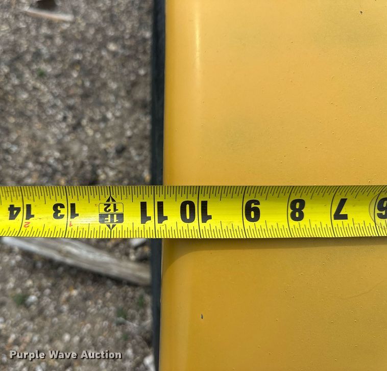 image for item EQ4719 1998 Neal utility trailer