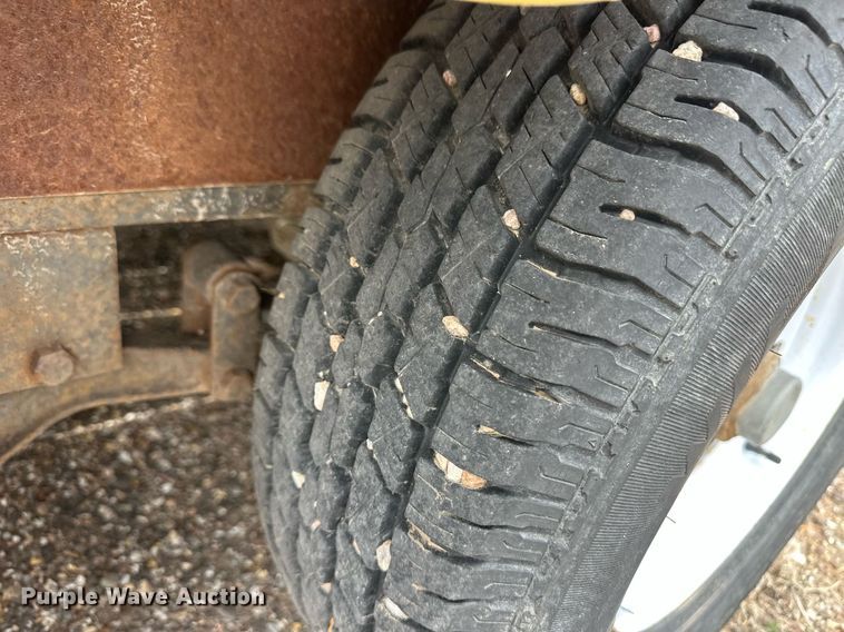 image for item EQ4719 1998 Neal utility trailer