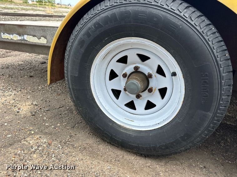 image for item EQ4719 1998 Neal utility trailer