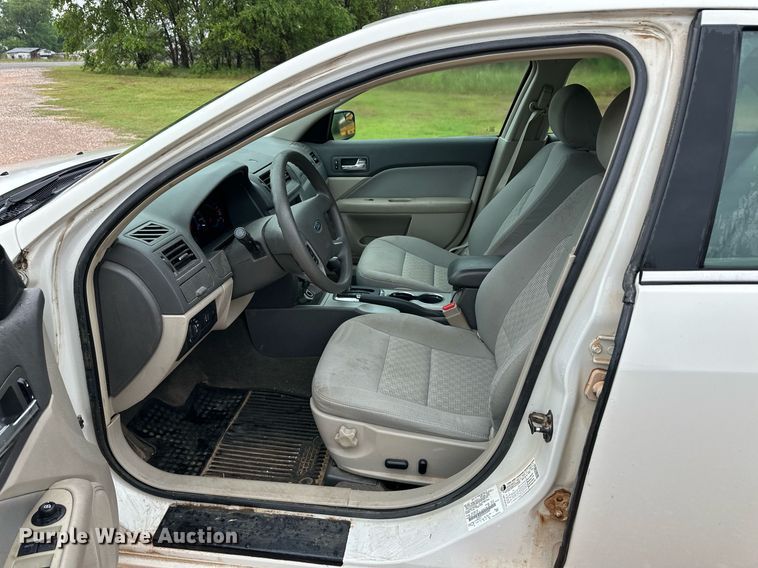 image for item EQ4722 2012 Ford Fusion SE 