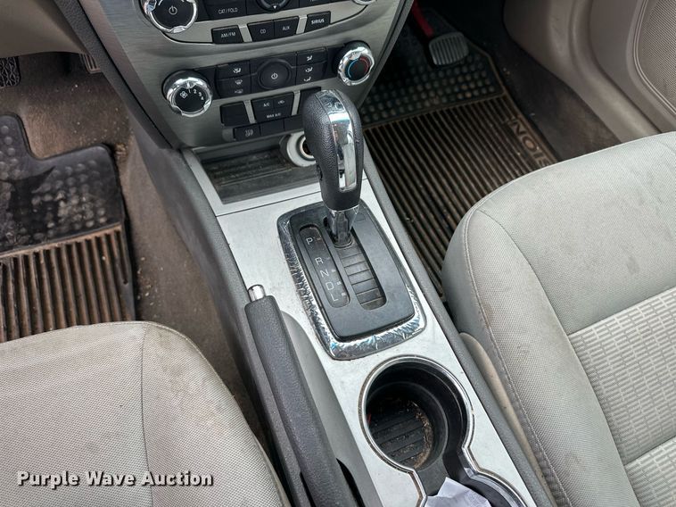 image for item EQ4722 2012 Ford Fusion SE 