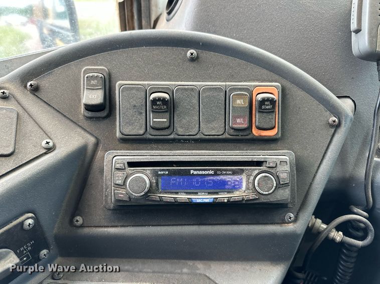 image for item EQ4723 2012 Blue Bird Vision school bus