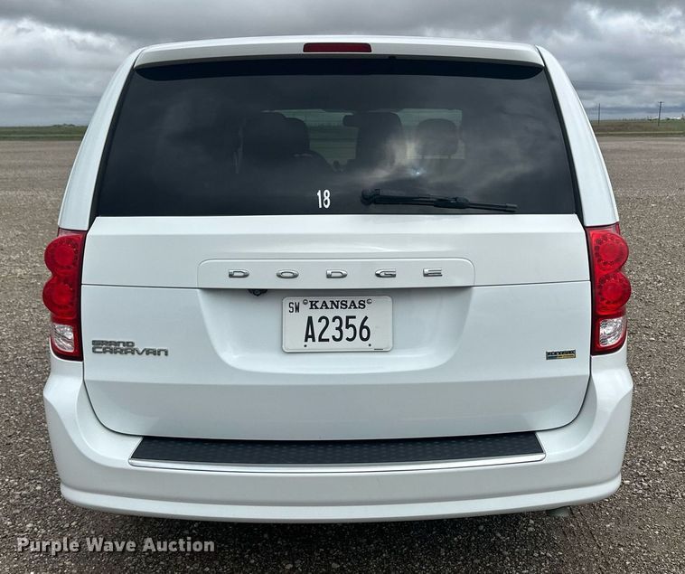 image for item EQ4727 2019 Dodge Grand Caravan van