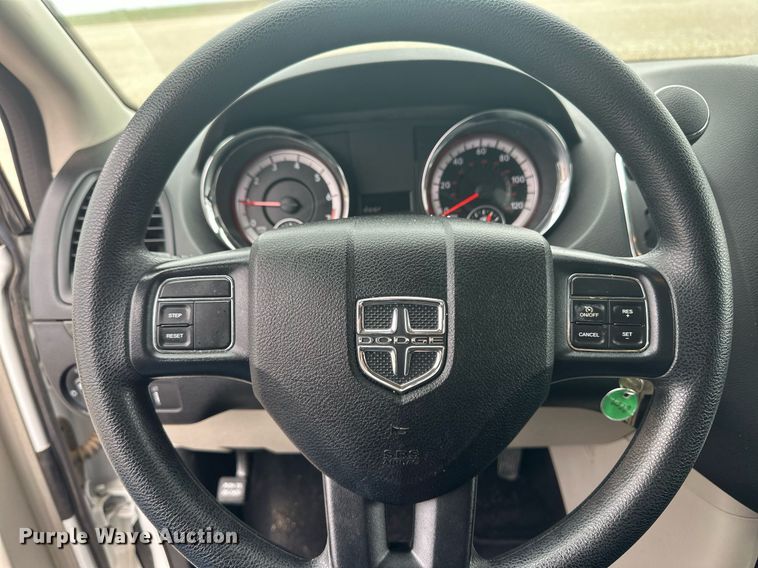 image for item EQ4727 2019 Dodge Grand Caravan van