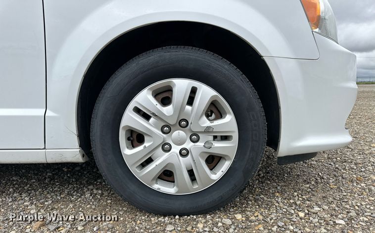 image for item EQ4727 2019 Dodge Grand Caravan van