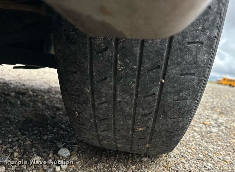 image for item EQ4728 2014 Chrysler Town & Country van