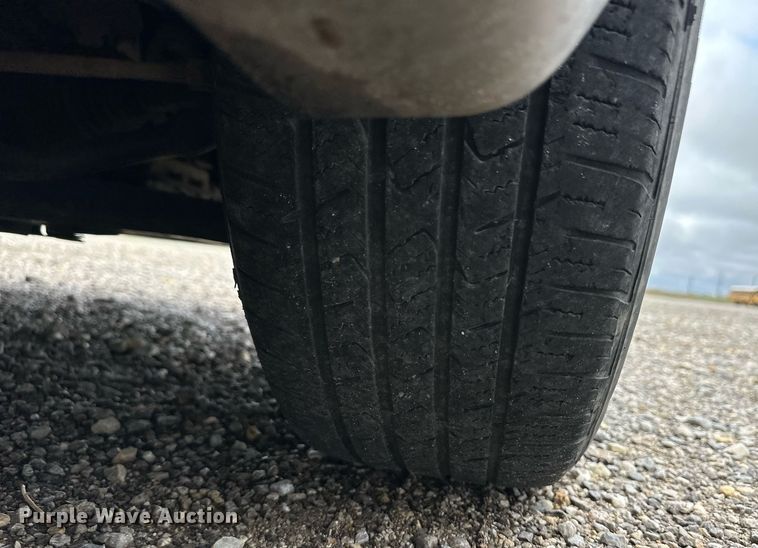 image for item EQ4729 2014 Chrysler Town & Country van