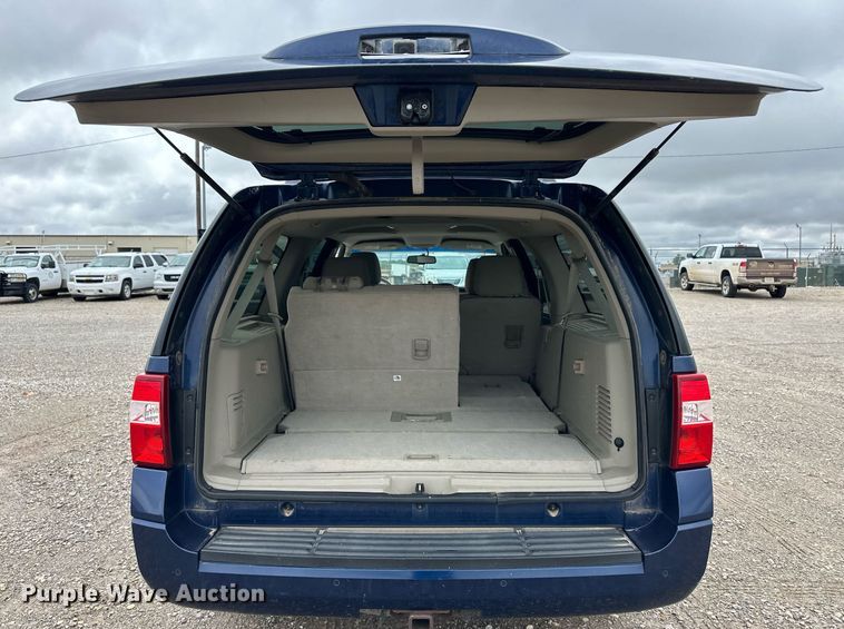 image for item EQ4730 2011 Ford Expedition EL SUV