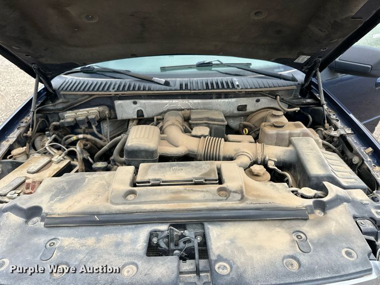 image for item EQ4730 2011 Ford Expedition EL SUV