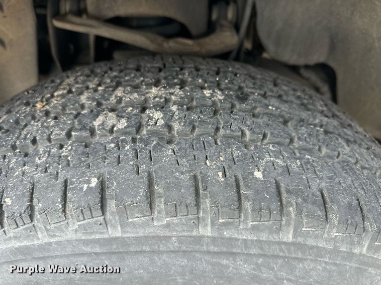 image for item EQ4730 2011 Ford Expedition EL SUV