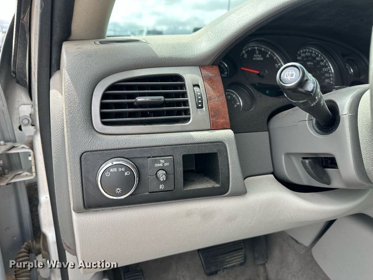 image for item EQ4732 2014 GMC Yukon XL SUV