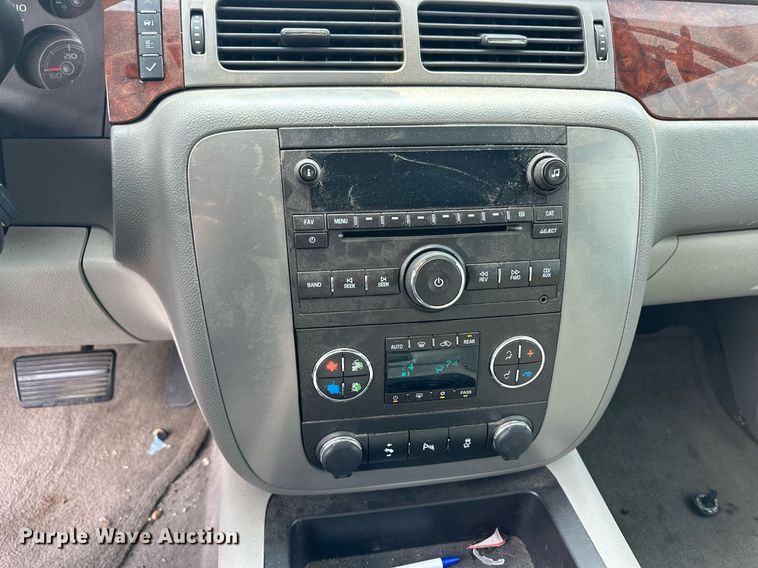 image for item EQ4732 2014 GMC Yukon XL SUV