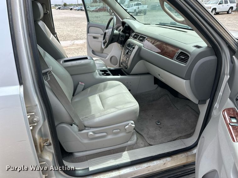 image for item EQ4732 2014 GMC Yukon XL SUV