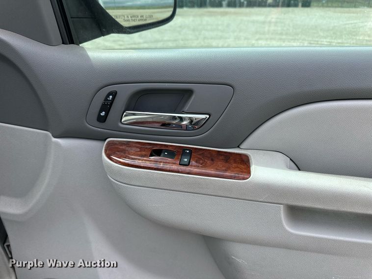 image for item EQ4732 2014 GMC Yukon XL SUV