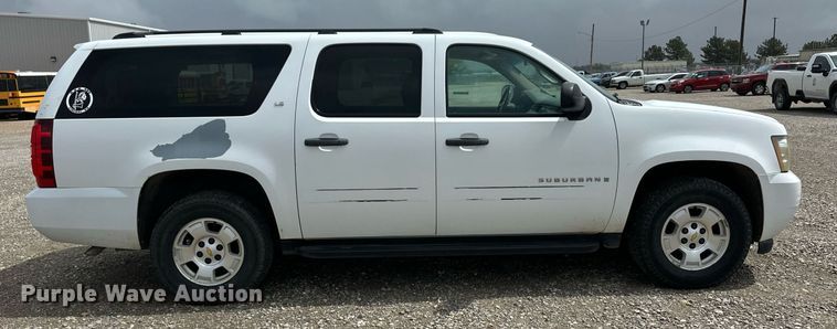 image for item EQ4733 2009 Chevrolet Suburban SUV