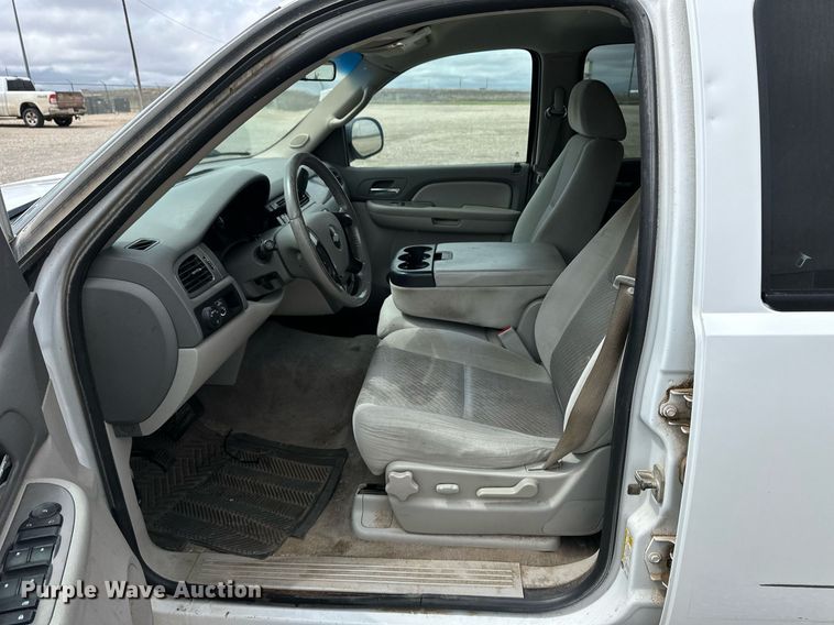 image for item EQ4733 2009 Chevrolet Suburban SUV