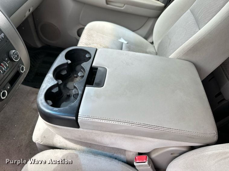 image for item EQ4733 2009 Chevrolet Suburban SUV