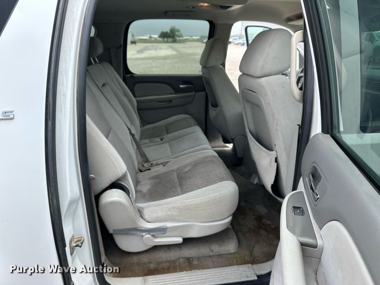 image for item EQ4733 2009 Chevrolet Suburban SUV