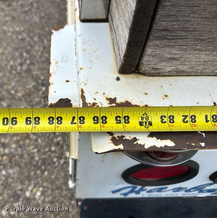 image for item EQ4734 2007 Chevrolet Silverado 3500HD utility bed pickup truck