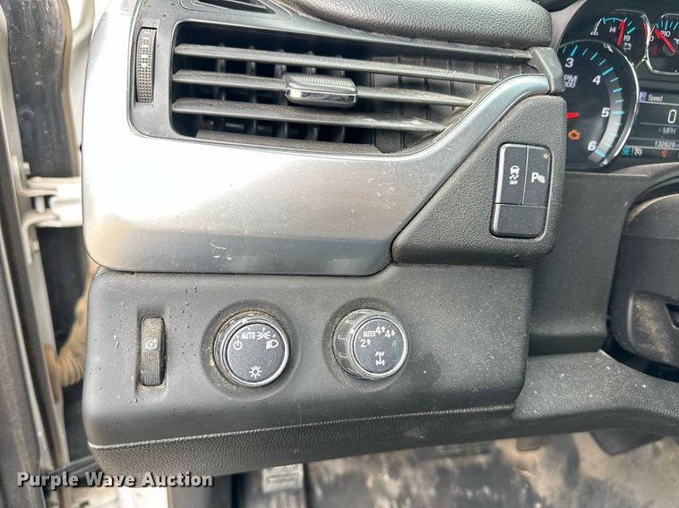 image for item EQ4735 2019 Chevrolet Tahoe Police SUV