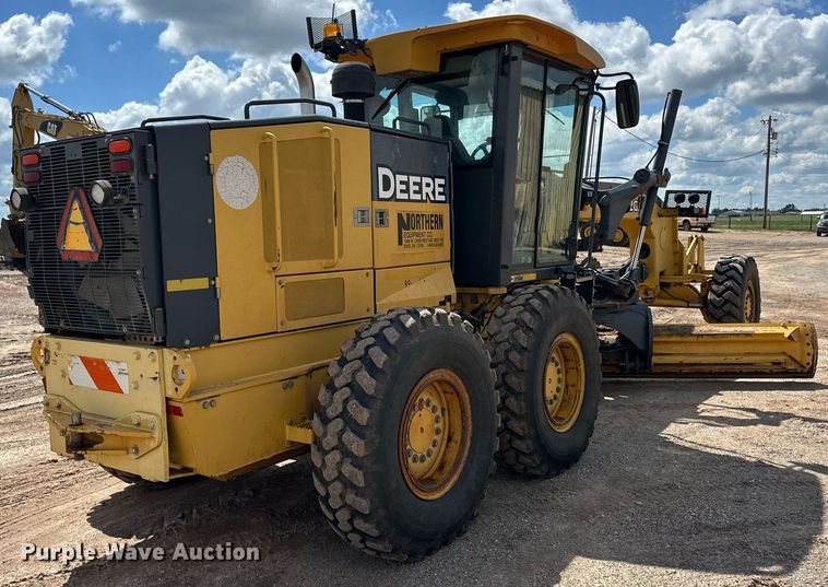 image for item EQ4737 2010 John Deere 772G motor grader