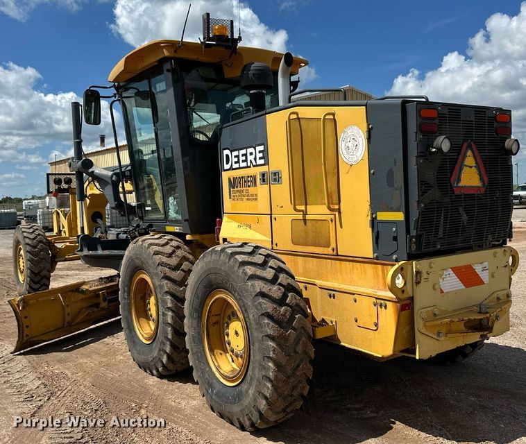 image for item EQ4737 2010 John Deere 772G motor grader