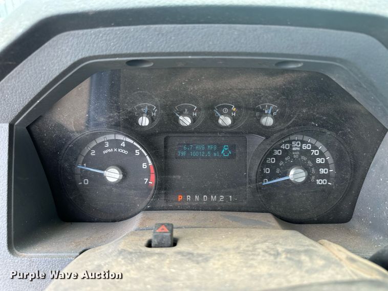 image for item EQ4738 2015 Ford F350 Super Duty pickup truck cab and chassis