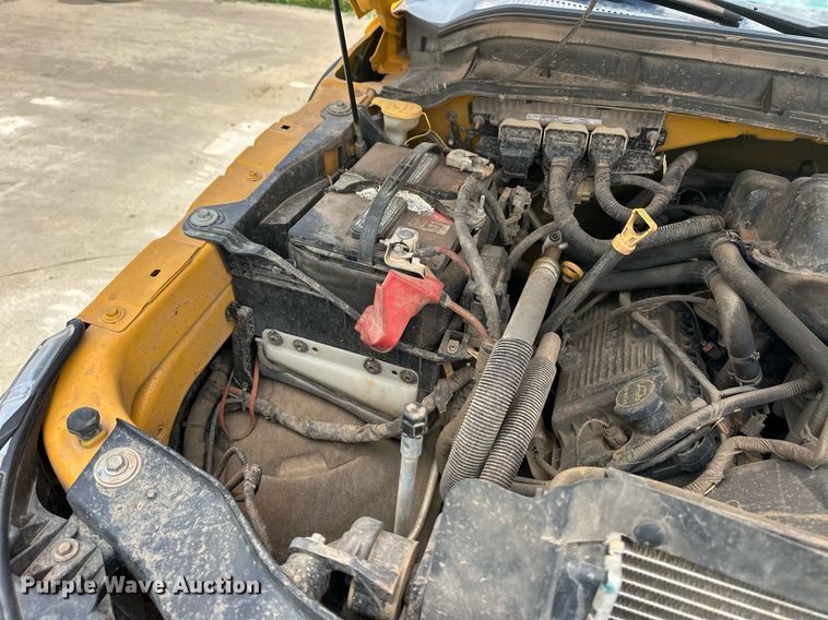 image for item EQ4738 2015 Ford F350 Super Duty pickup truck cab and chassis