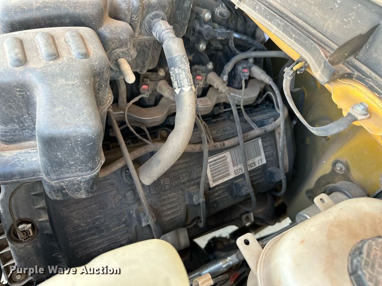 image for item EQ4739 2015 Ford F350 Super Duty pickup truck cab and chassis