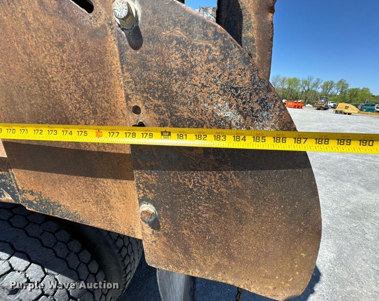 image for item JP9047 2006 Sterling LT8500 dump truck