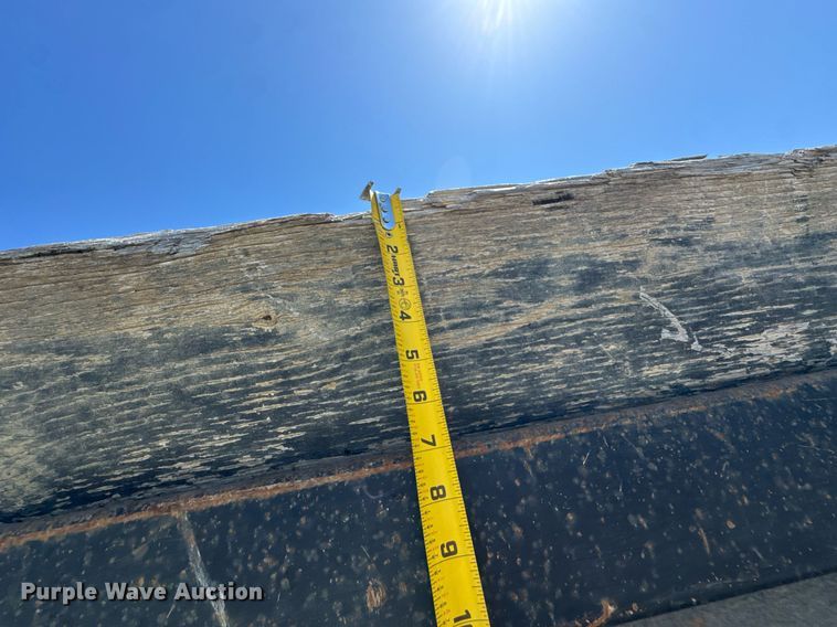 image for item JP9047 2006 Sterling LT8500 dump truck