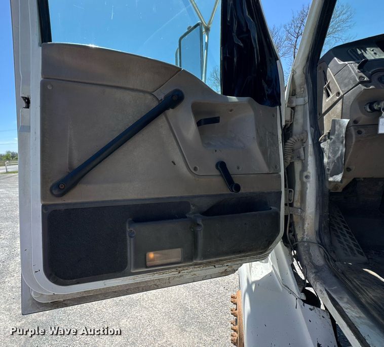 image for item JP9047 2006 Sterling LT8500 dump truck