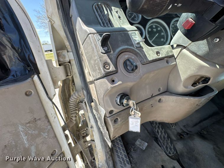 image for item JP9047 2006 Sterling LT8500 dump truck