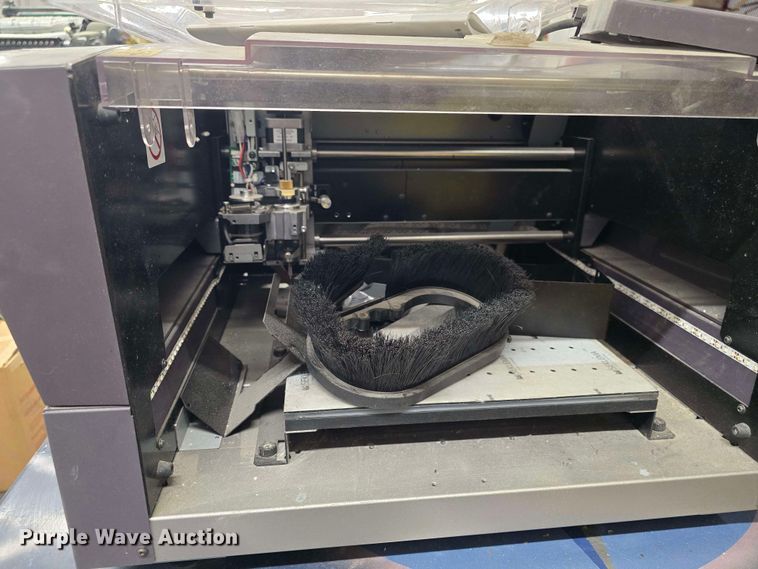 image for item NC9267 DGSHAPE DE-3 engraving machine