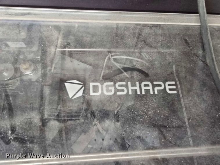 image for item NC9267 DGSHAPE DE-3 engraving machine
