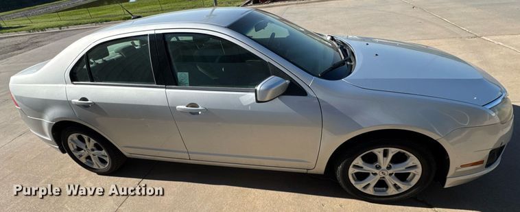image for item NE9806 2012 Ford Fusion SE 