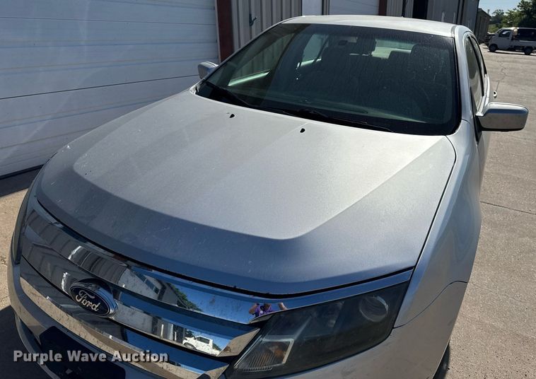 image for item NE9806 2012 Ford Fusion SE 