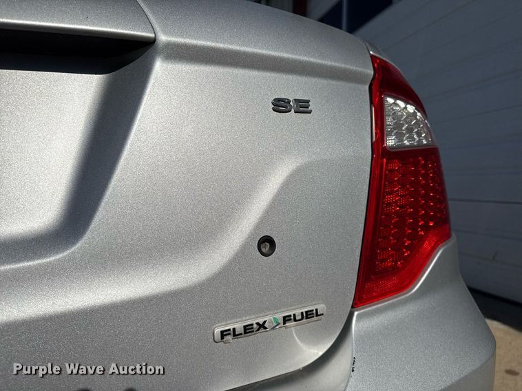 image for item NE9806 2012 Ford Fusion SE 