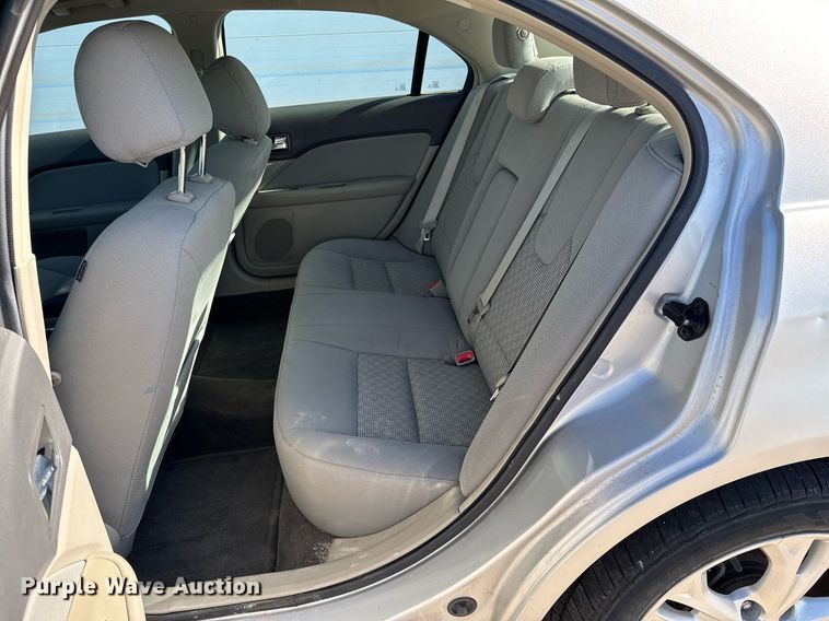 image for item NE9806 2012 Ford Fusion SE 