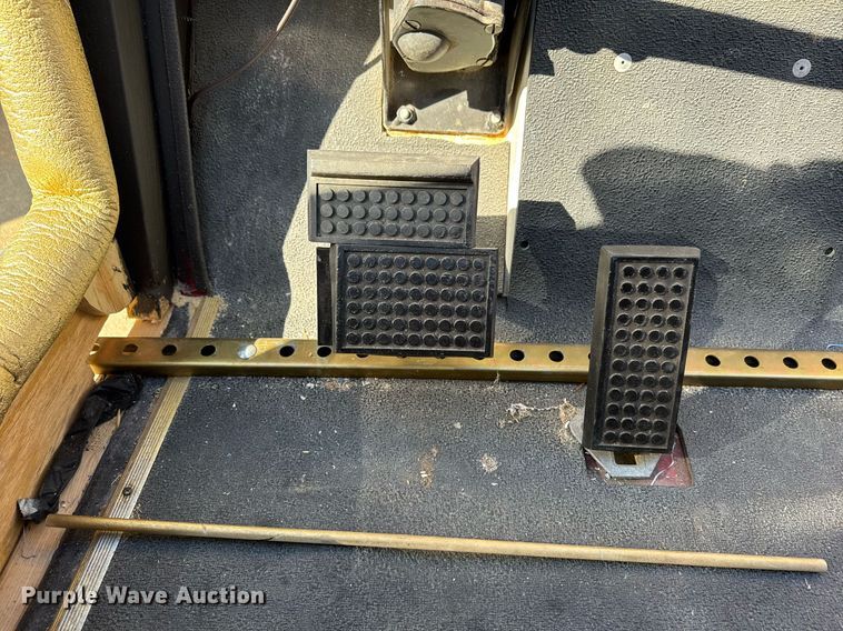 image for item NE9808 Melex 255 golf cart