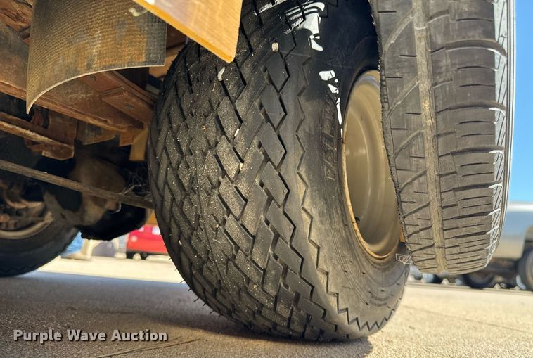 image for item NE9808 Melex 255 golf cart