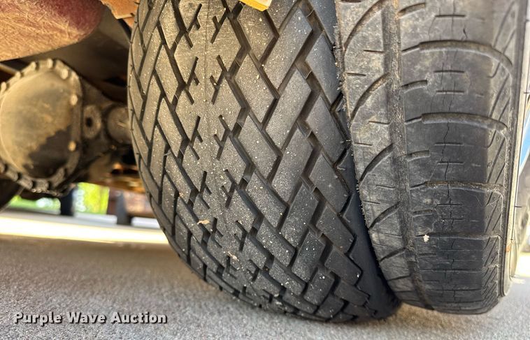 image for item NE9808 Melex 255 golf cart