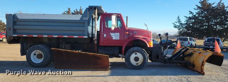 image for item OH9482 1998 International  4800 dump truck