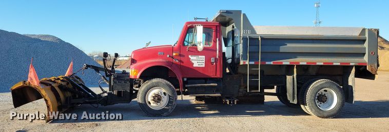 image for item OH9482 1998 International  4800 dump truck